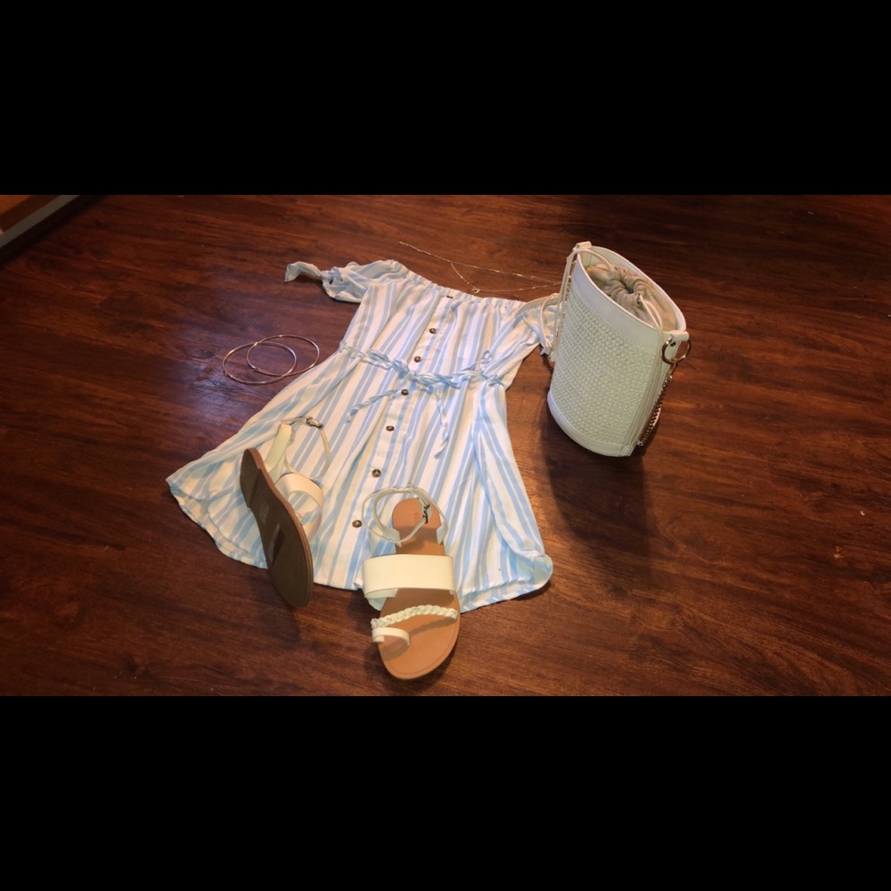 (Sold)💙Striped Off Shoulder Dress💙